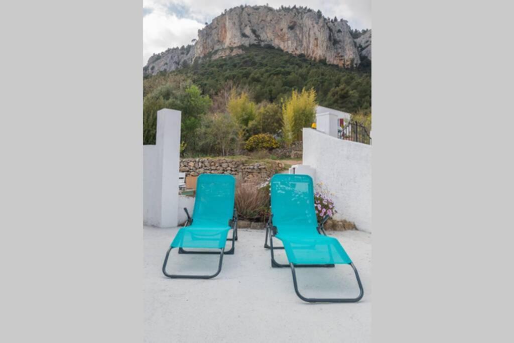 Maison Avec Jardin, Parking Entre Mer Et Montagne Le Revest-le-Eaux Exterior foto